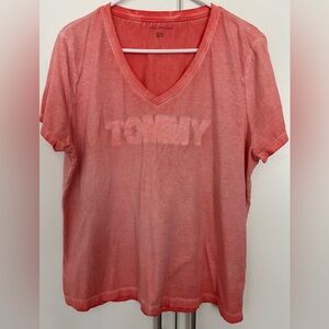 Tommy Hilfiger Women's Coral V-Neck Top Embroidered Front Sz XL